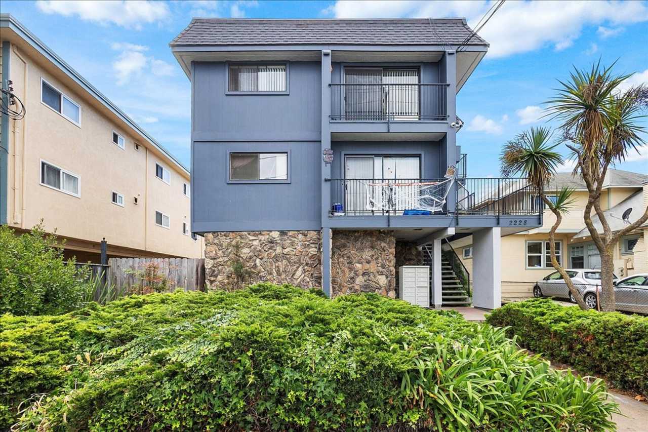 2228 Lincoln Ave #K - 2 bedroom | 1 bathroom