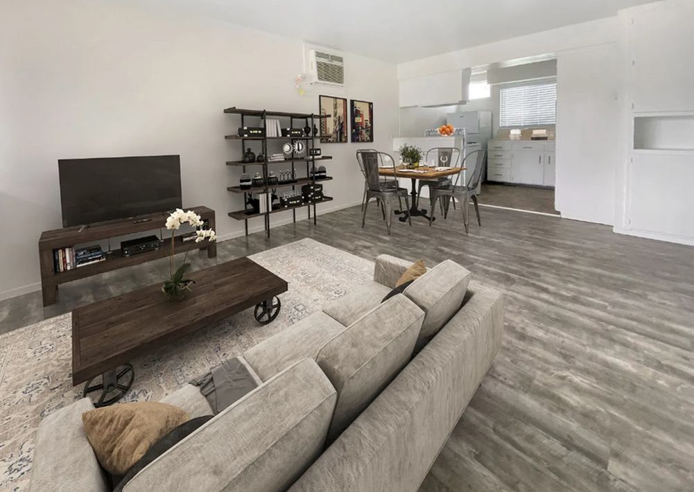 Courtside Apartments