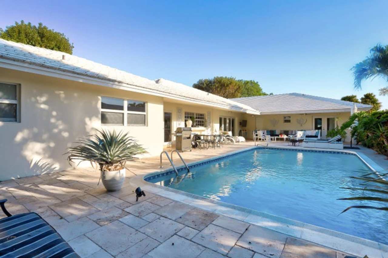 835 Canary Walk, Delray Beach, FL 33483