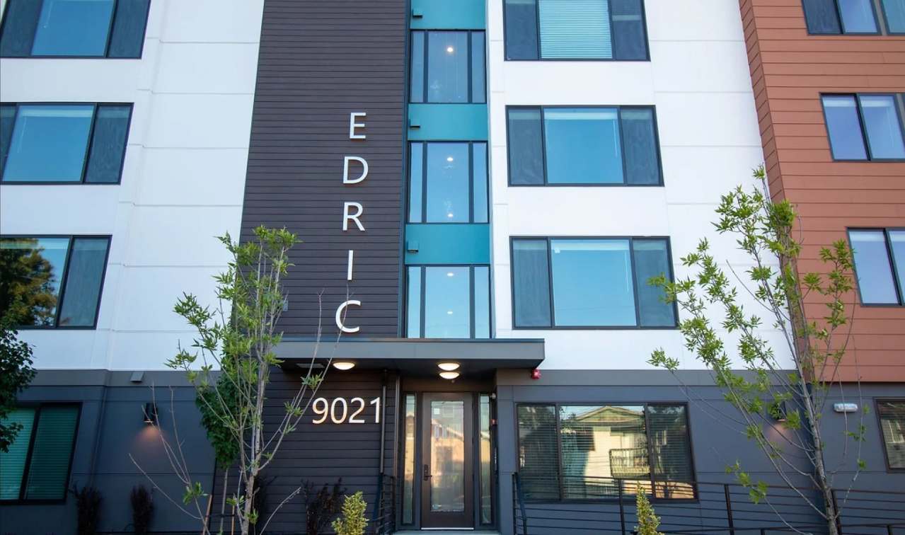 Edric Apartments