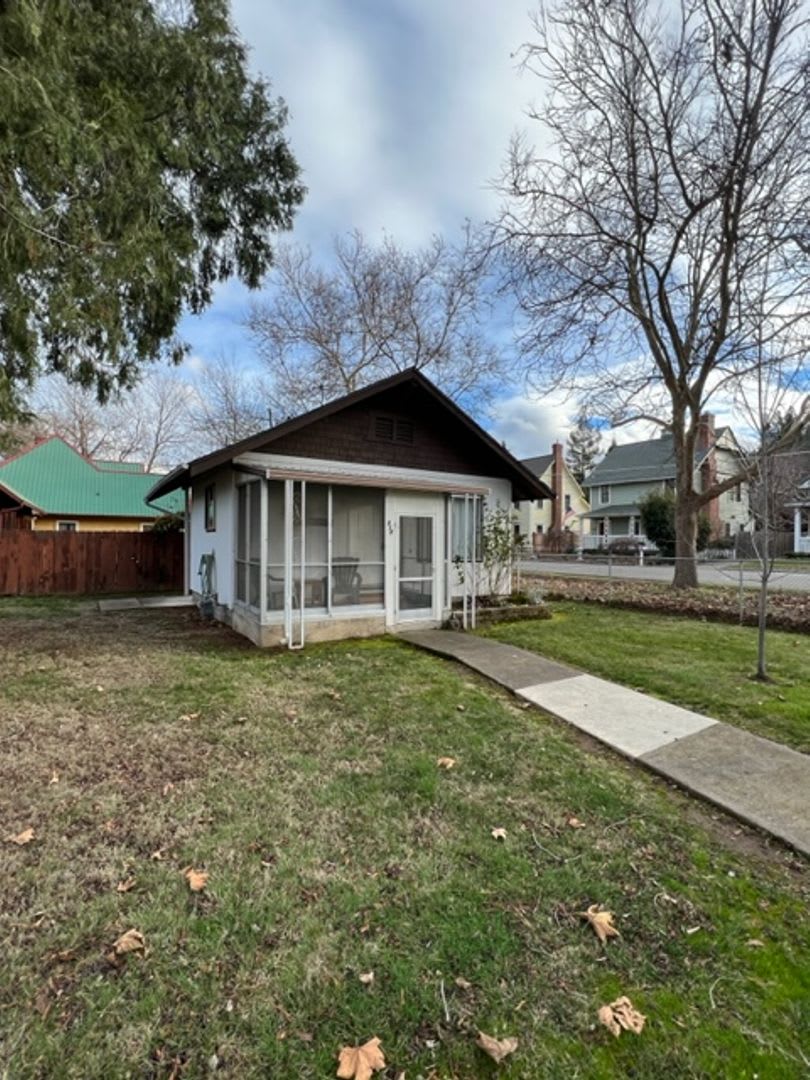 A Little Piece of Heaven in Historic Jacksonville