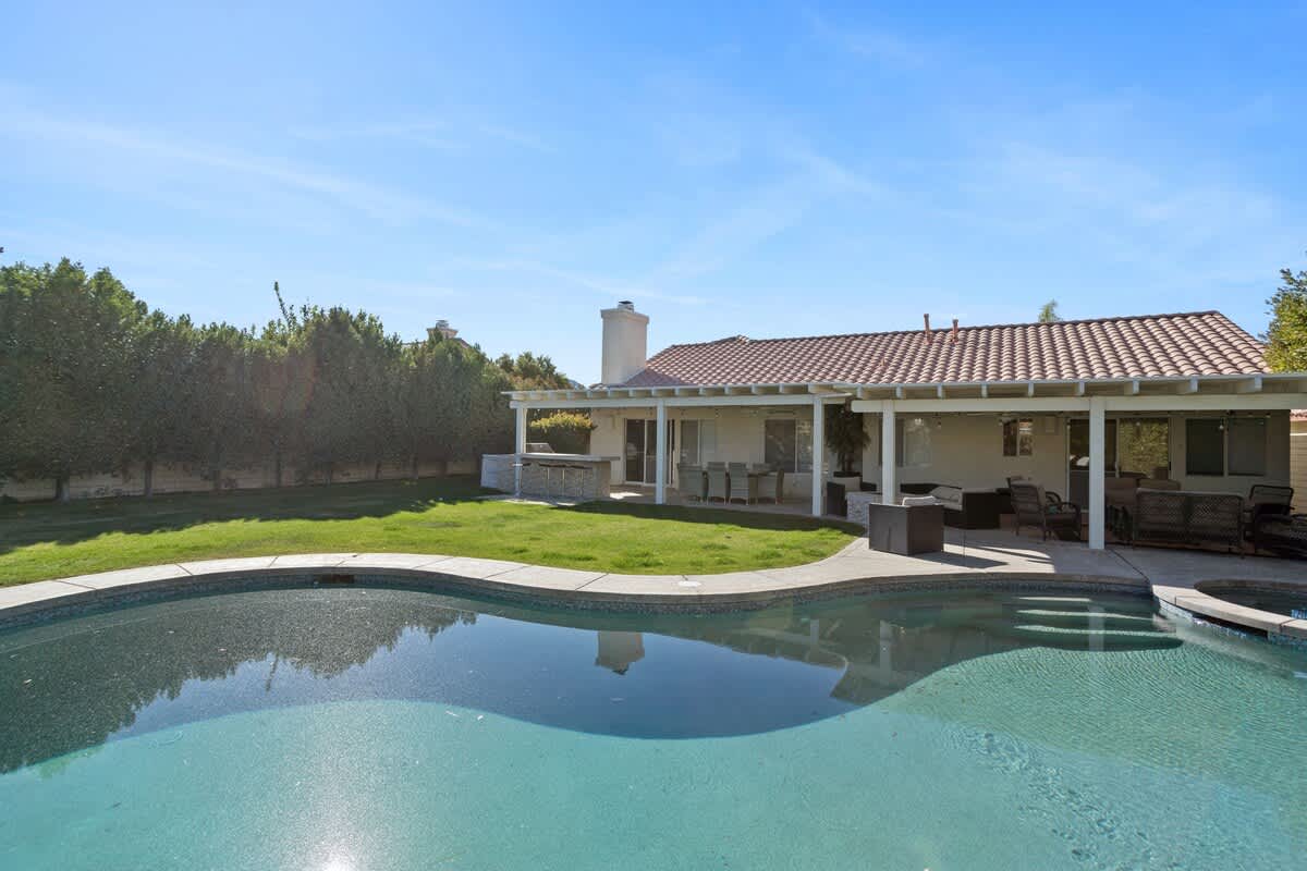 44270 Camino Lavanda