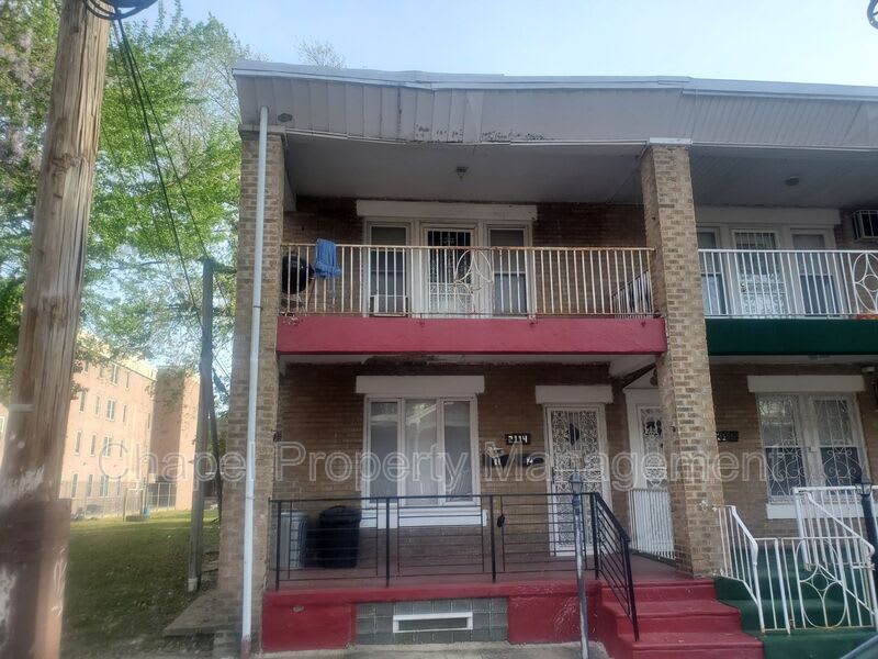 2114 W. Pacific Street