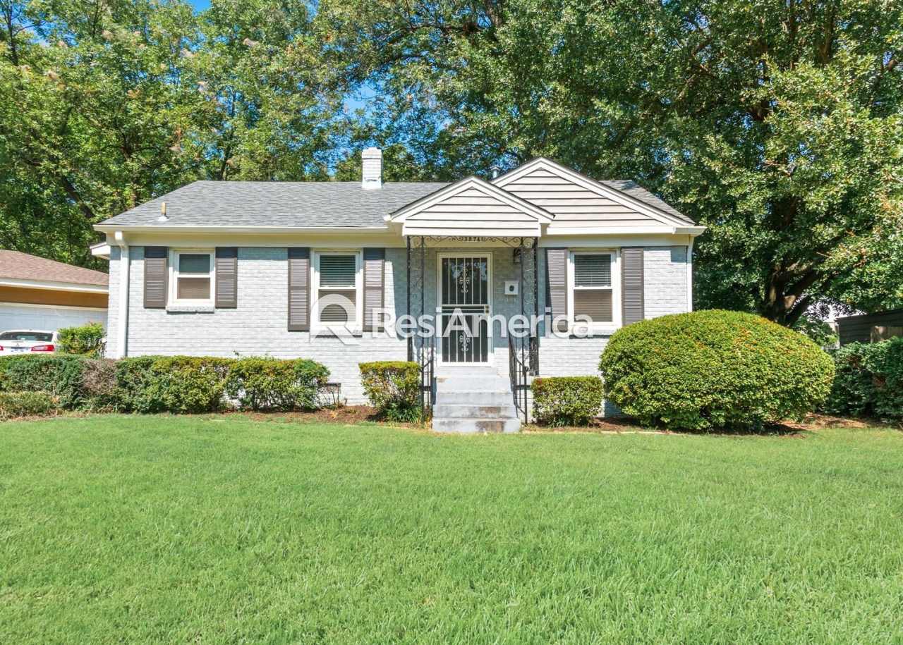 Newly Renovated off High Point Terrace!