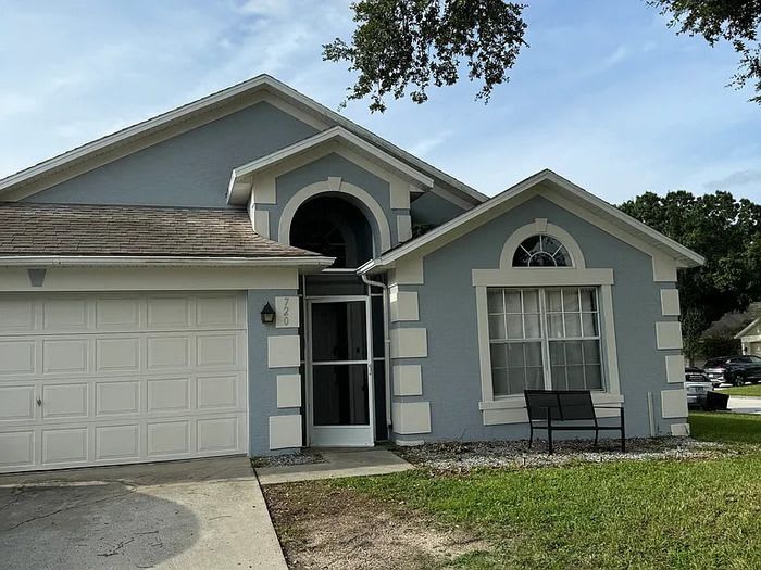 720 Lake Davenport Boulevard