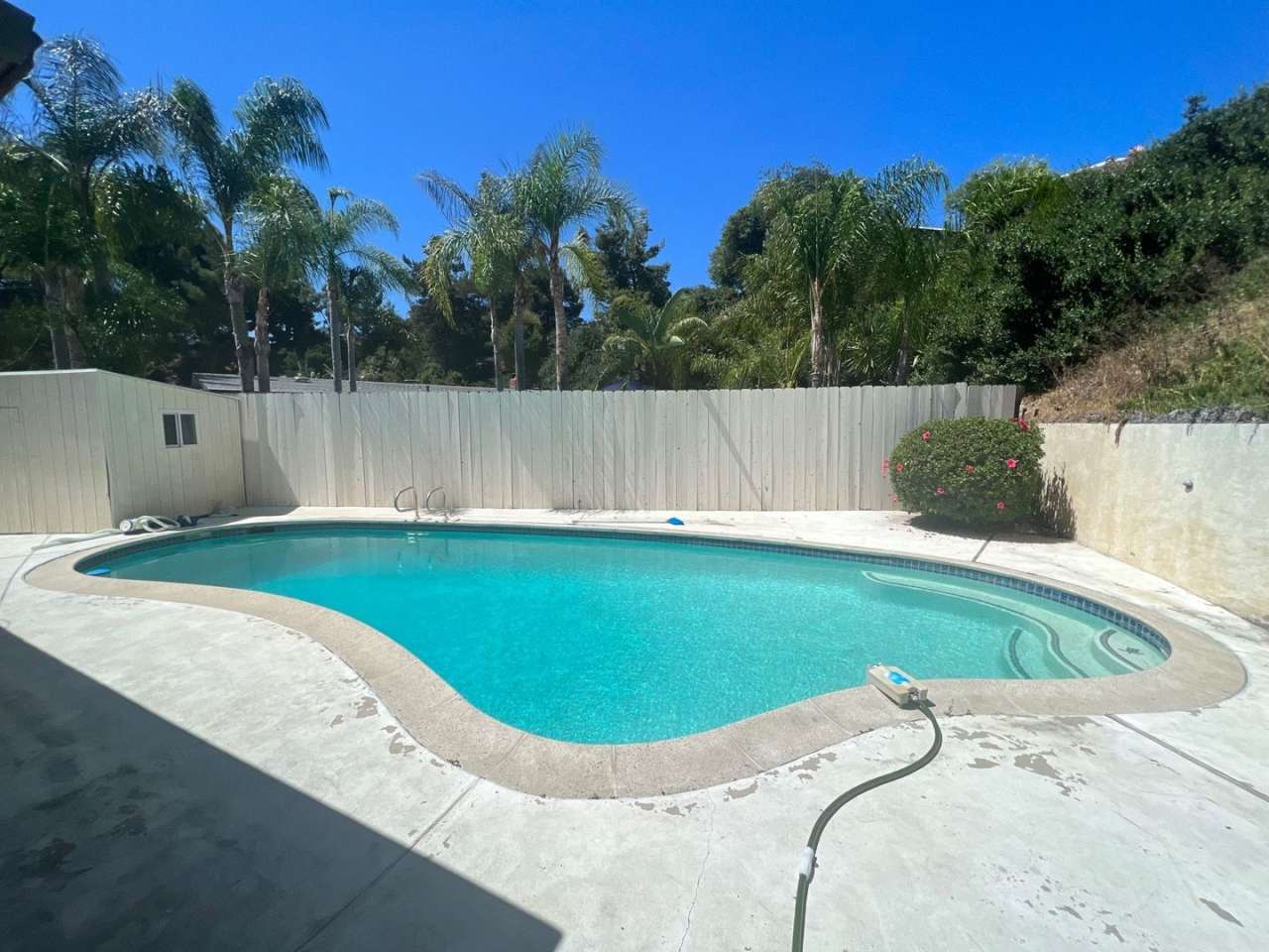 4BD/2BA House w/ Covered Patio  Pool!