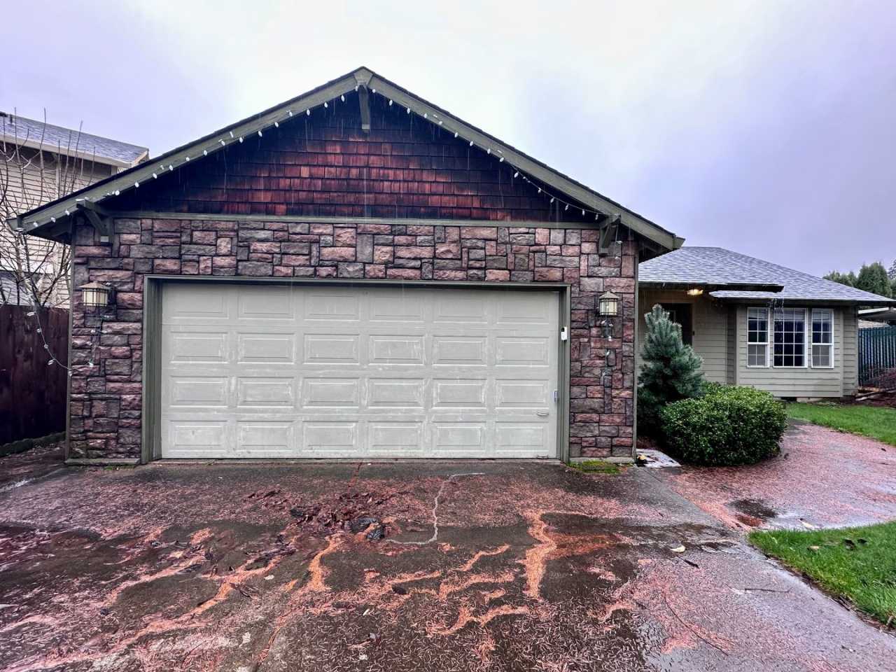 Charming 3-Bedroom Home with Modern Comforts