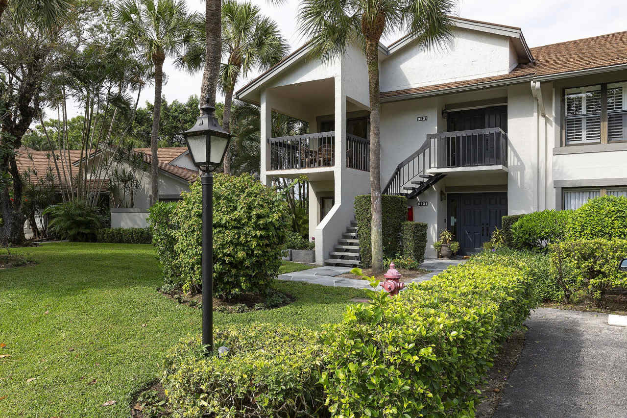 11355 Pond View Drive