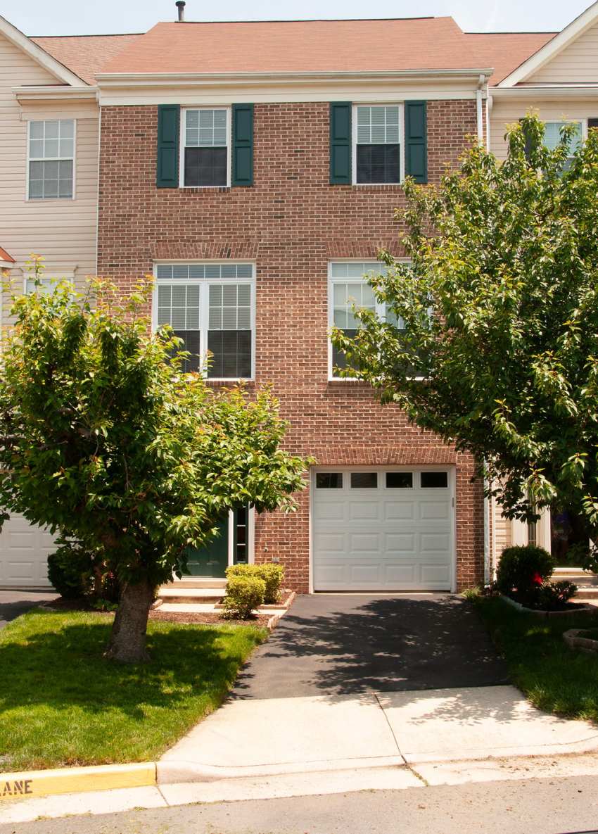 21672 Kings Crossing Terrace