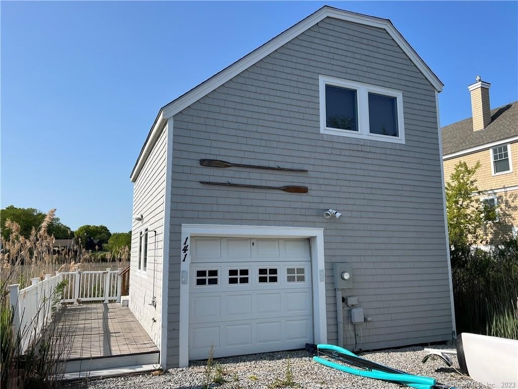 141 Middle Beach Road