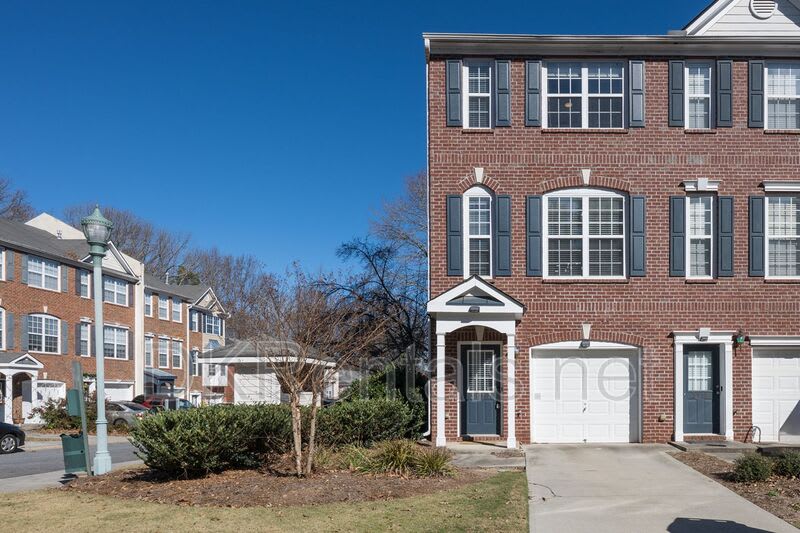 3177 Mill Springs Circle