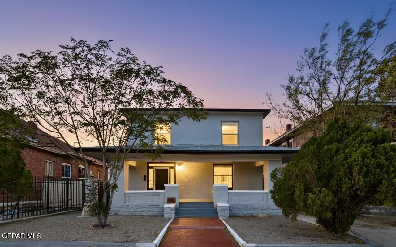 1305 E RIO GRANDE Avenue