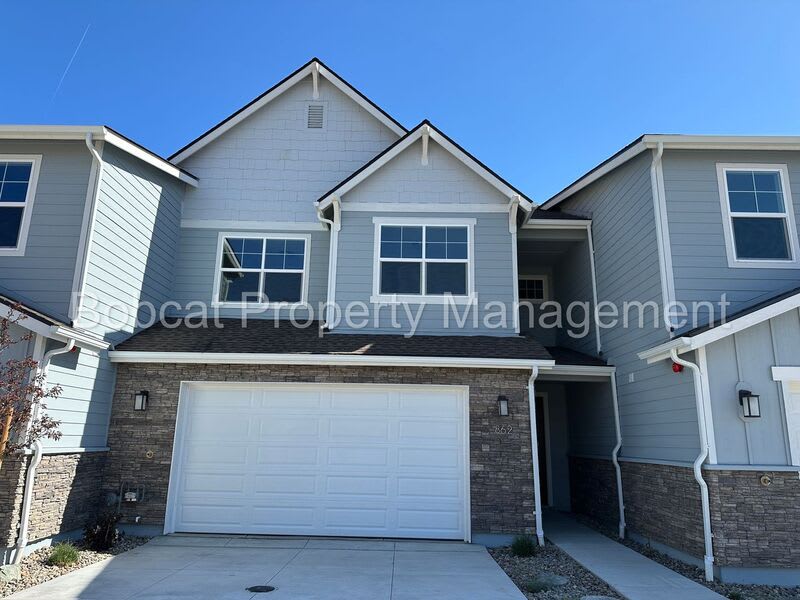 862 Furlong Dr