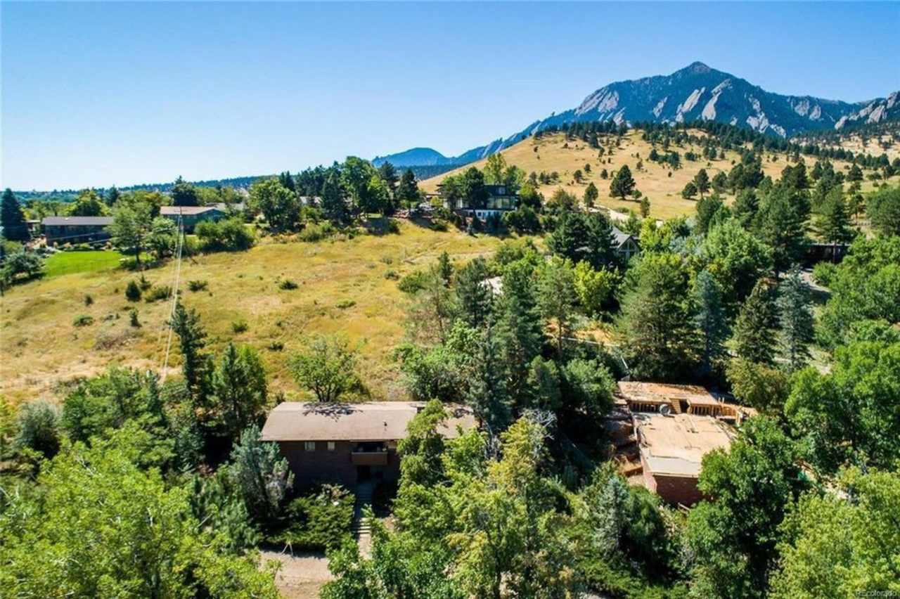 SW Boulder MCM Home with Mountain and City-Light Views!