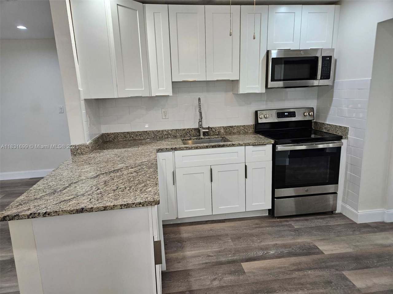 2551 Northeast 7th Terrace