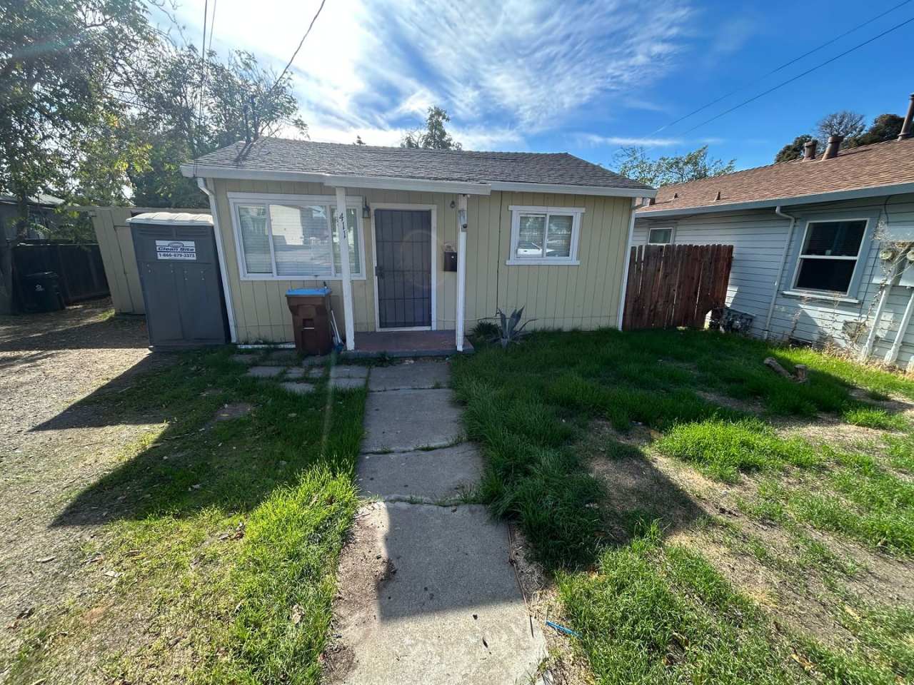 Cozy 2 Bed 1 Bath Home in Antioch