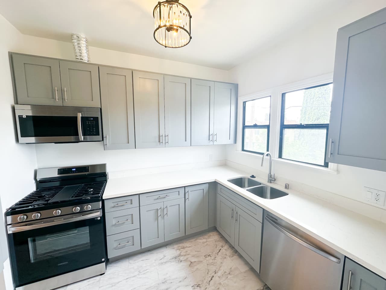 1540 East Wilson Avenue - B