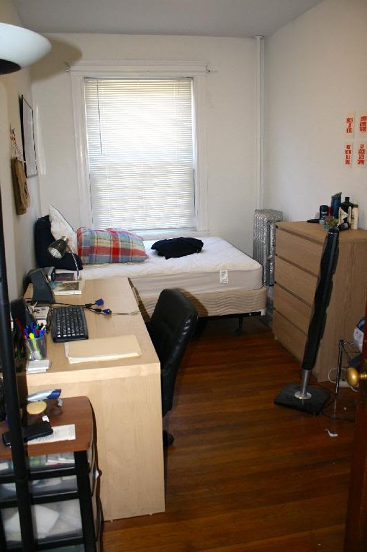 Amazing 4 Bedroom Apartment available 9/1/26