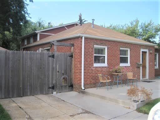 Perfect locale 3 Bed/2Bath Single Family Home in Berkeley Neighborhood!!