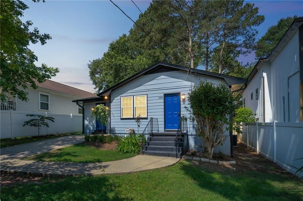 2851 FORREST HILLS Drive SW