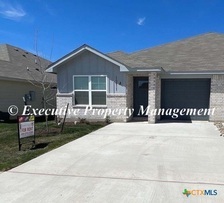 1211 Lexington Drive