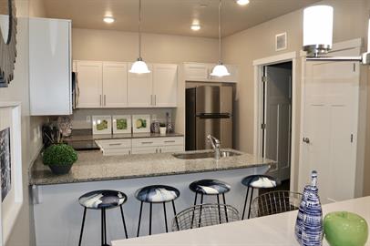 265 N 670 E Unit 201