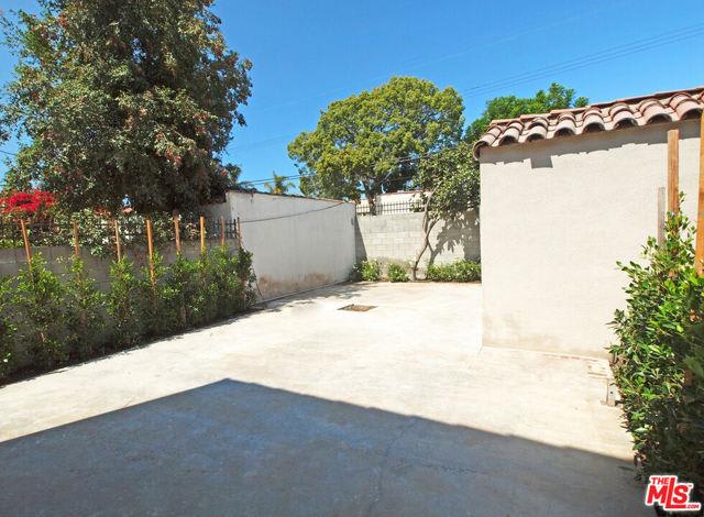 1219 South Crescent Heights Boulevard