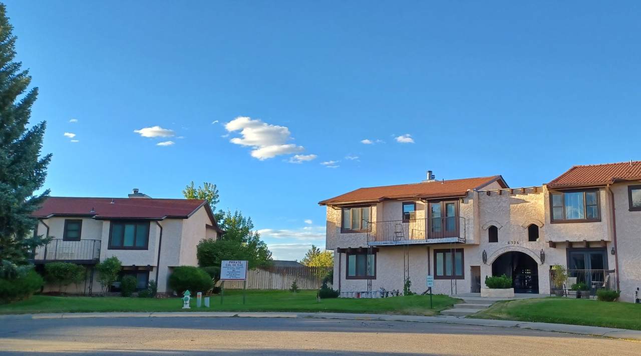 Wonderful and Spacious 2-bed, 1-bath Condo Available for Lease