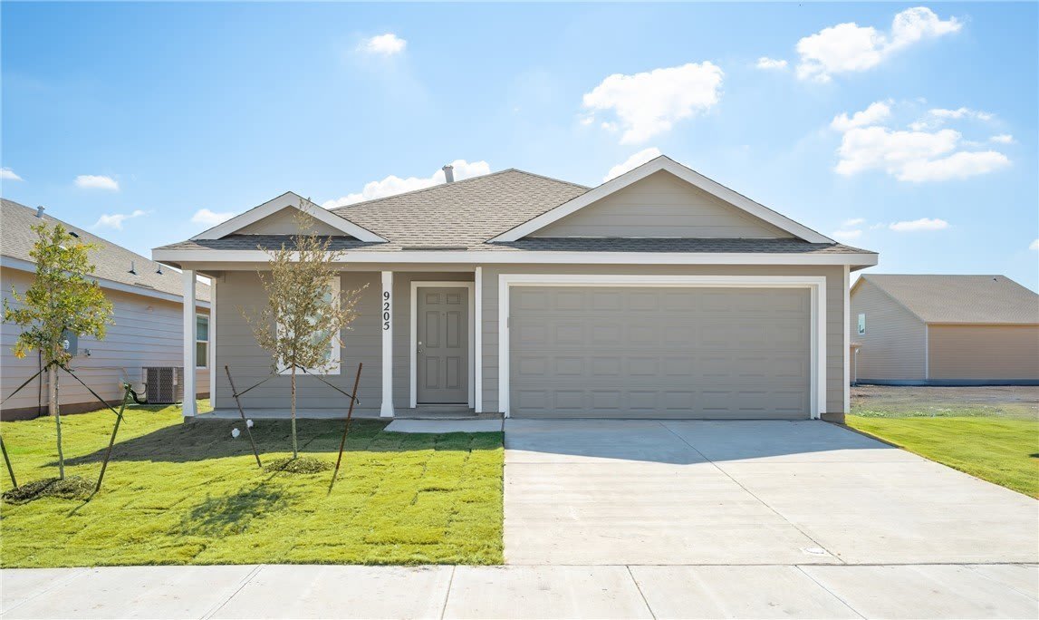 9205 Dark Oak Street