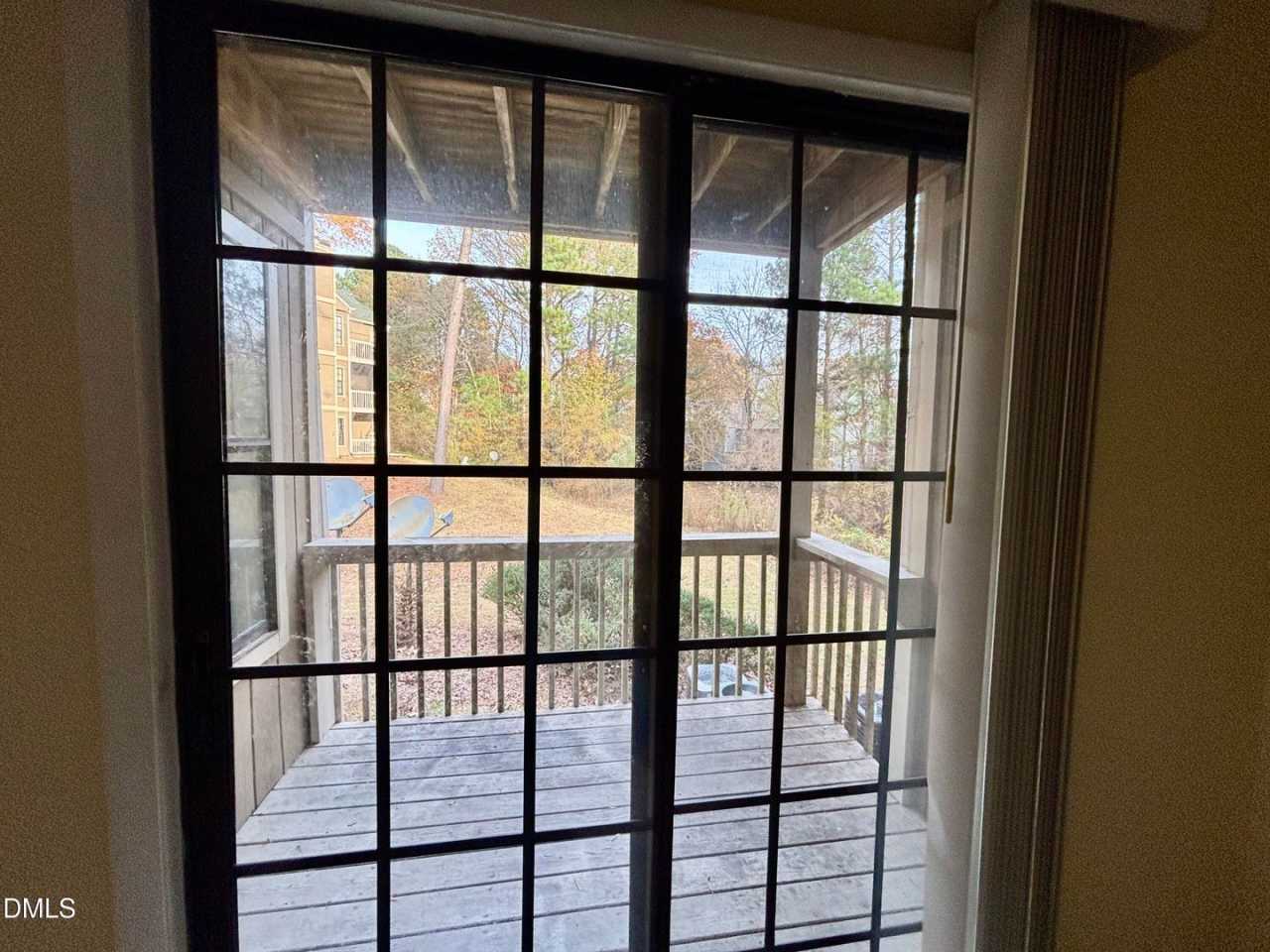 3704 CHIMNEY RIDGE #105