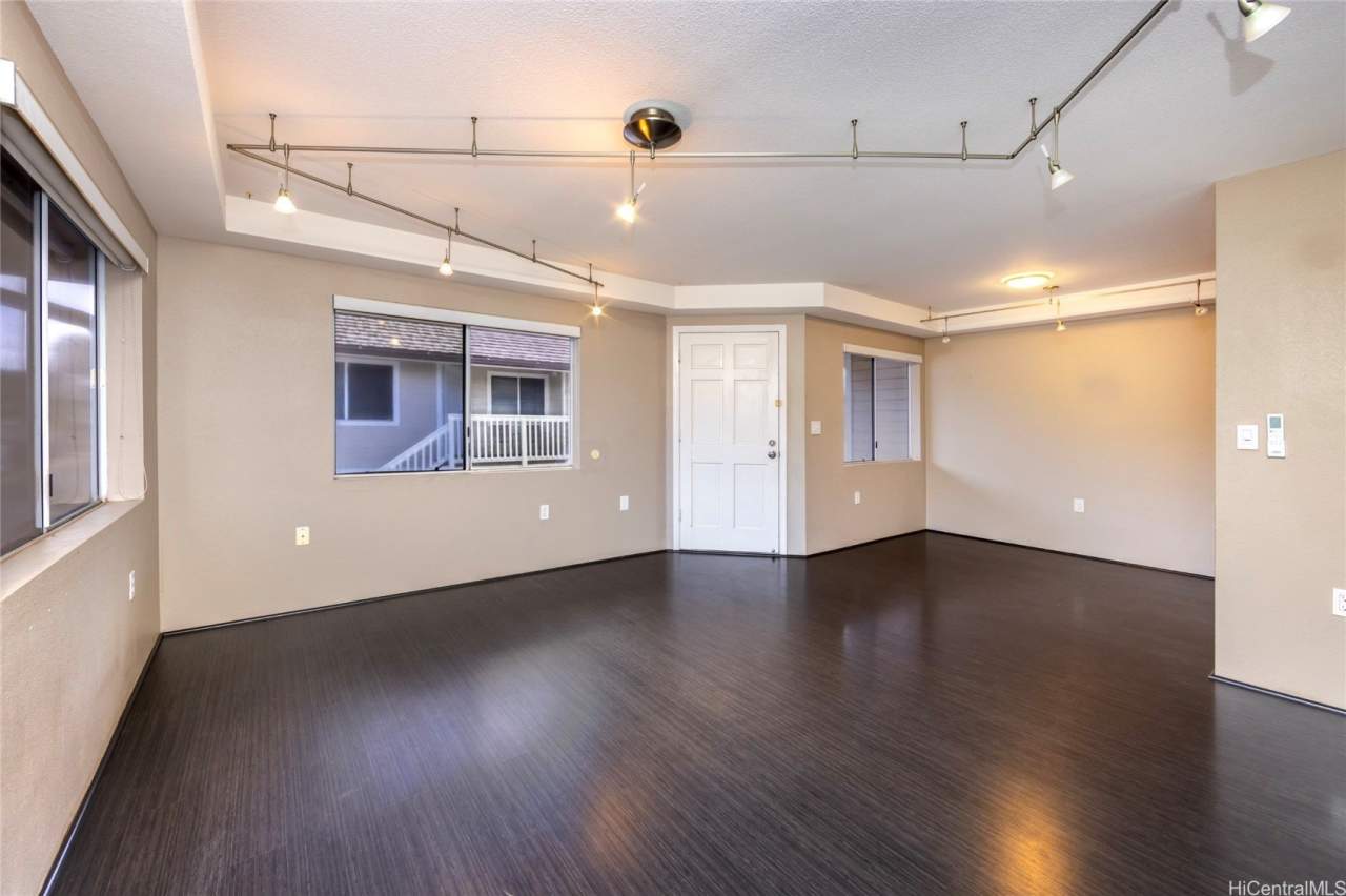 92-1475 Aliinui Drive