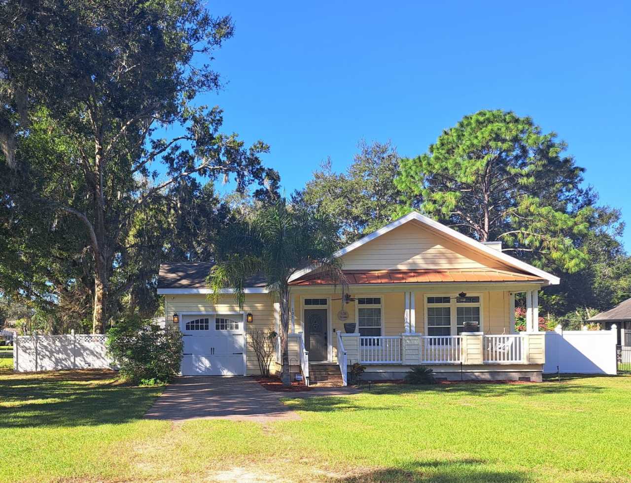 Charming 3/2 Next to the West Orange Trail