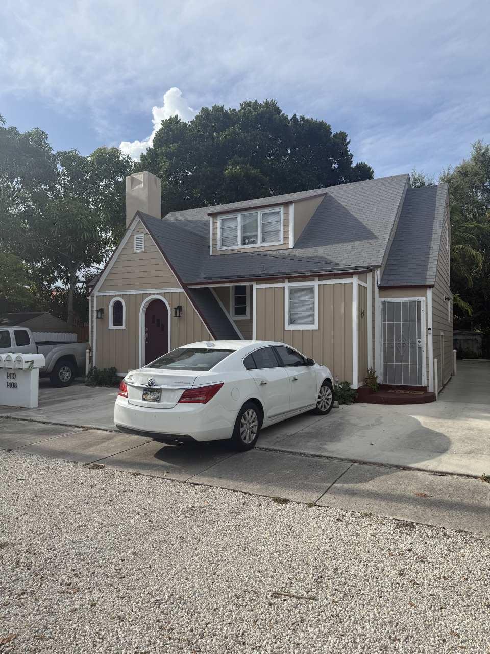 1410 Southwest 19th Terrace