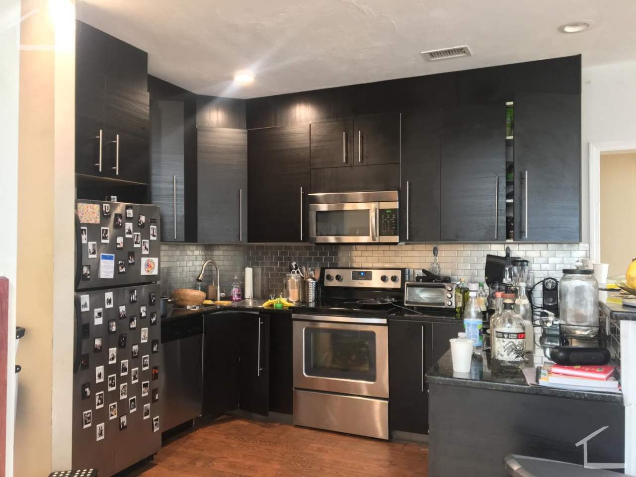 Huge, updated, sunny 5 bed in Coolidge Corner for 9/1!