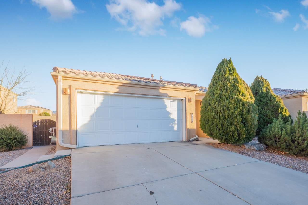 7204 Villa Clavel NE