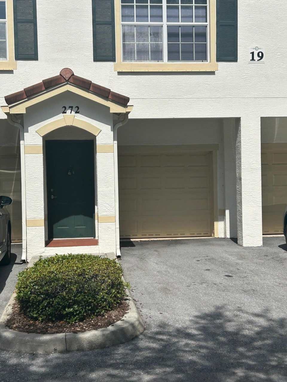 272 SE Kitching Circle