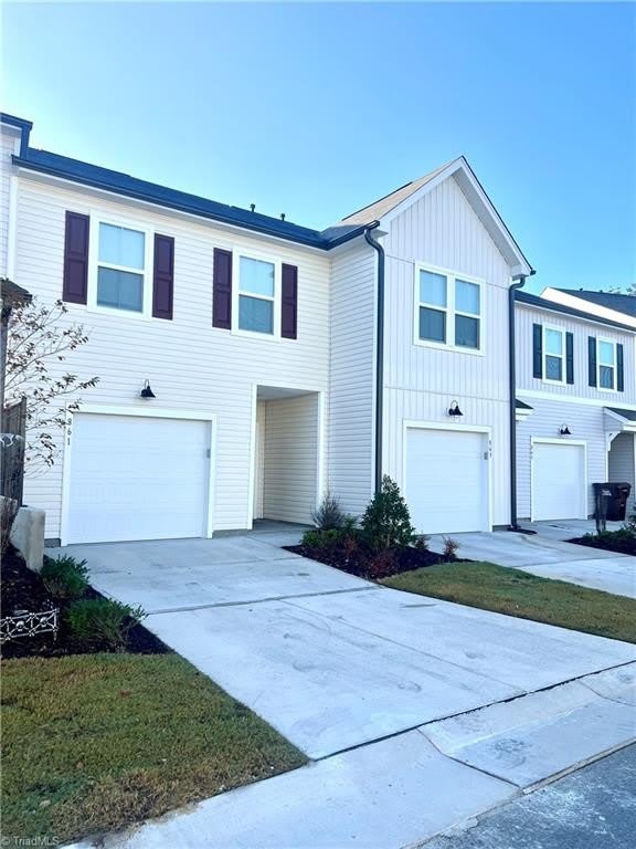 861 Falls Grove Trail