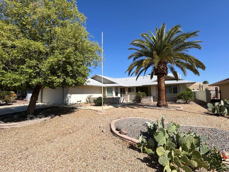 12606 W Foxfire Dr W