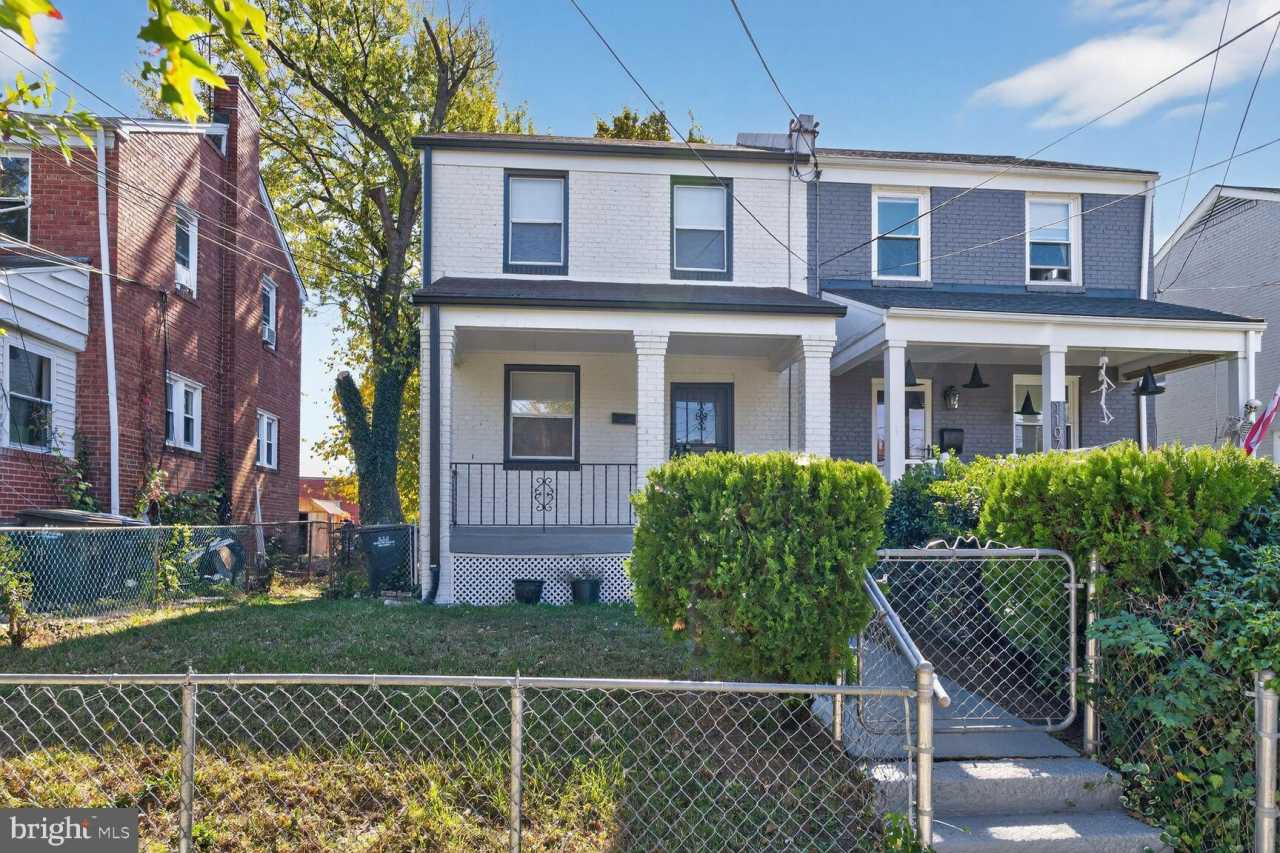 1109 CONGRESS Street SE