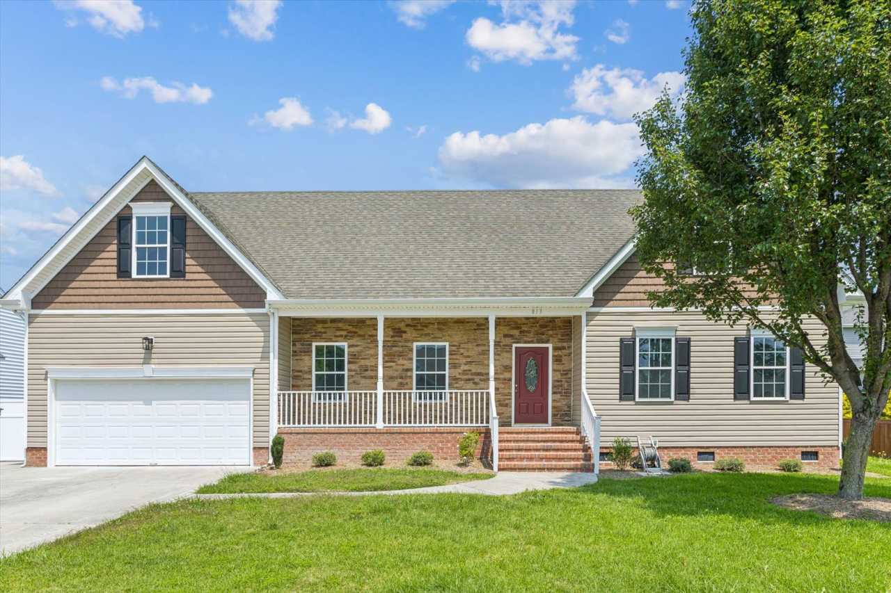 Renovated 5-bedroom 3.5-bathroom home located in the heart of Chesapeake, Virginia.