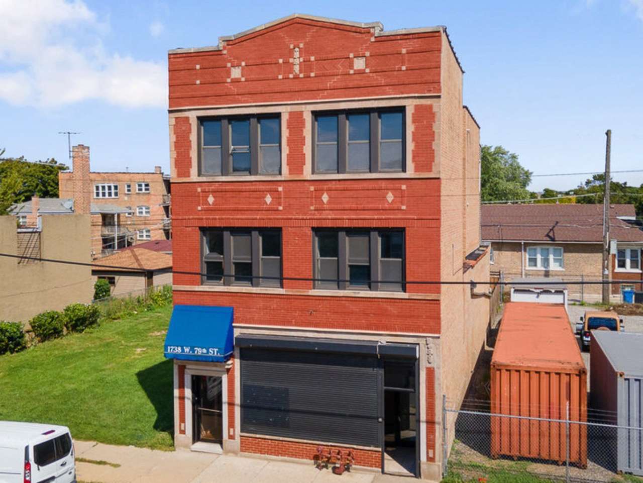 1738 W 79th Street