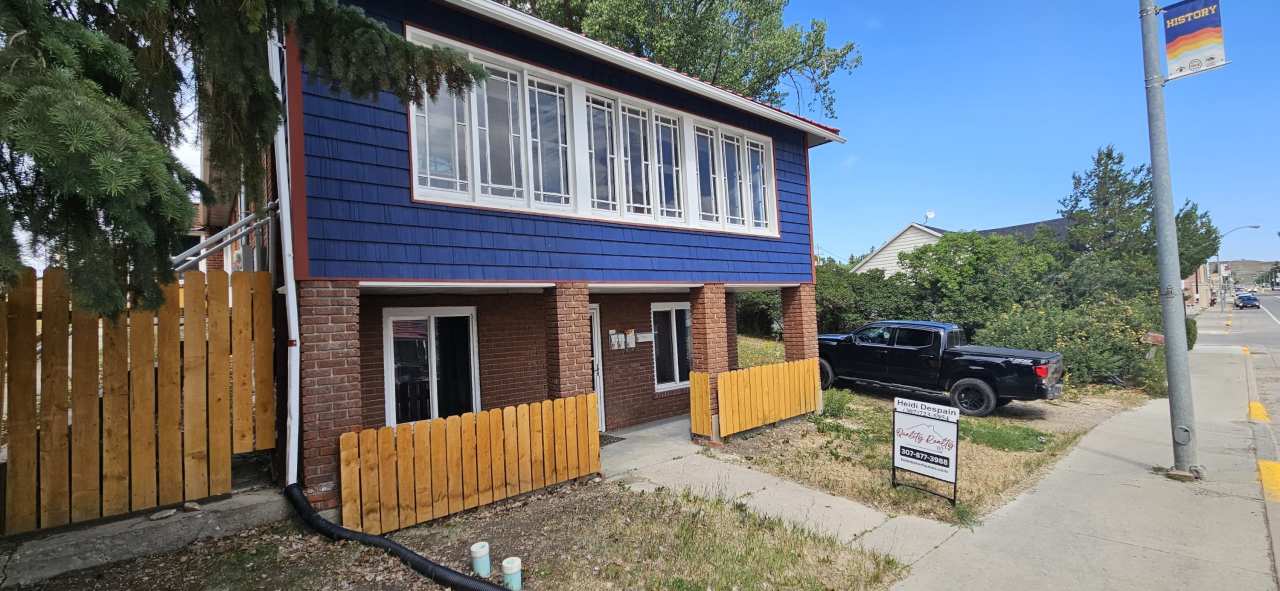 1015 Pine Avenue Unit 1