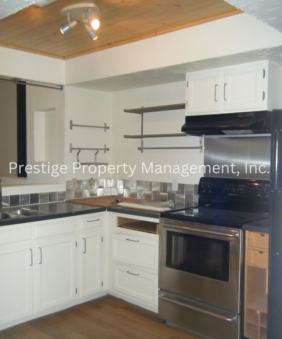 Uniquely Designed Floor-plan!!