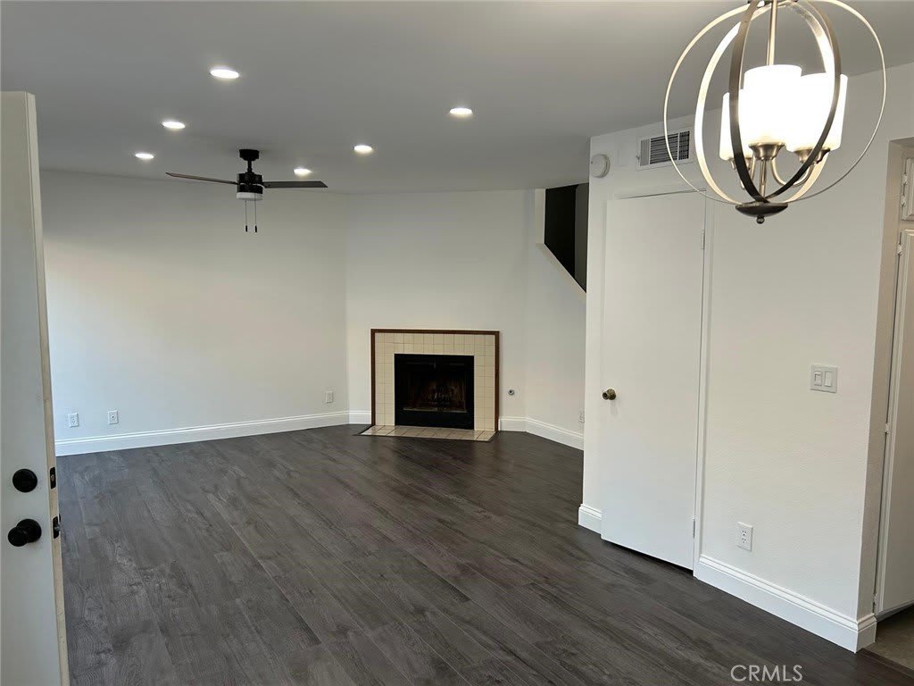 803 E Victoria Street