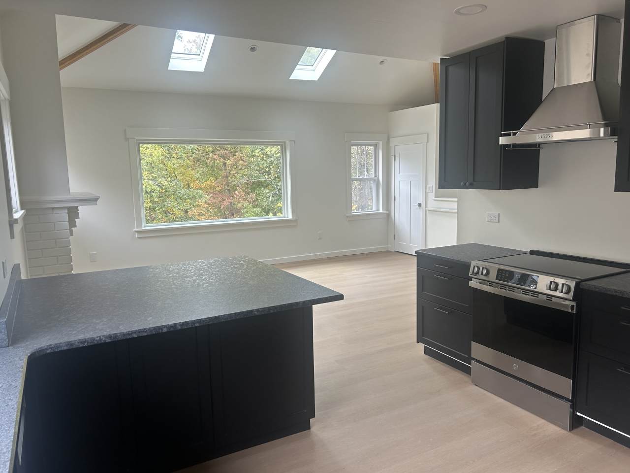 1027 Lancaster Avenue