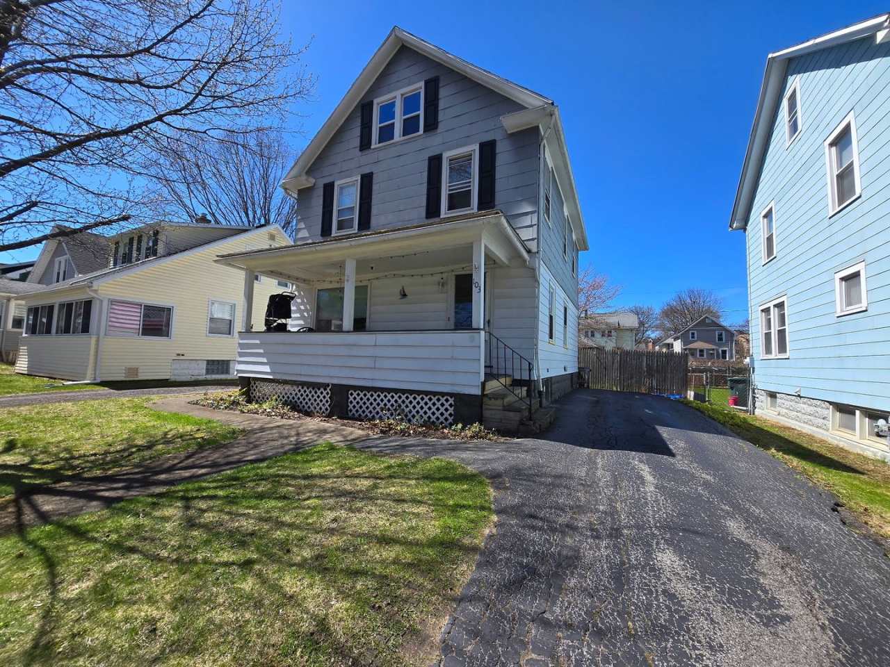3 Bedroom - Single Family Home!