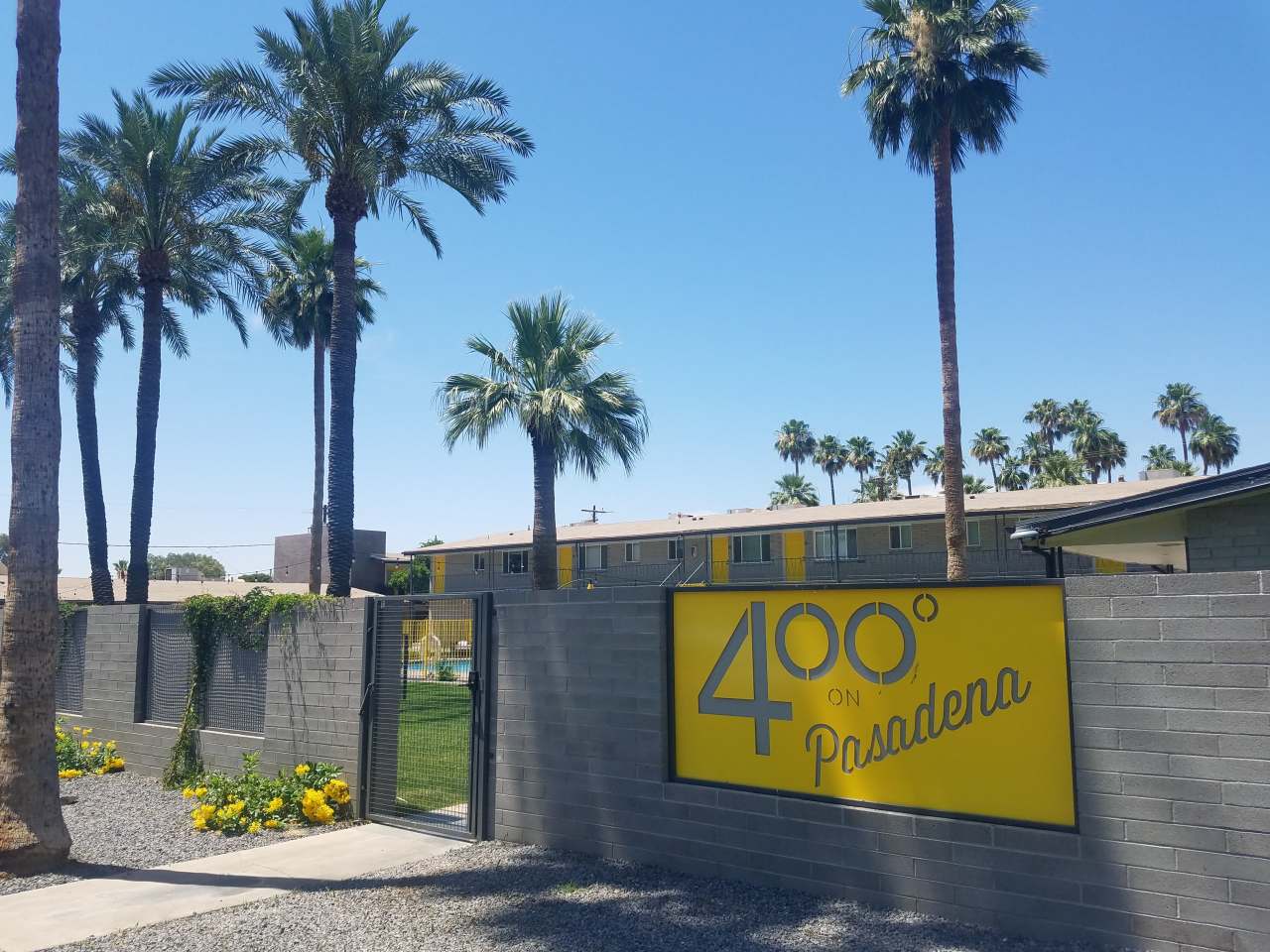 400 West Pasadena Avenue