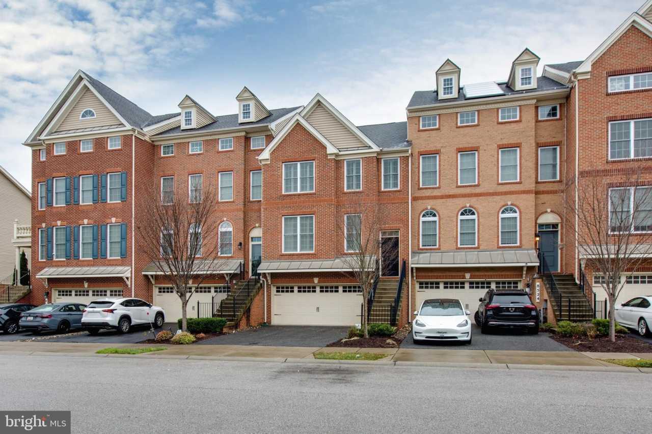 8526 PINE SPRINGS Drive