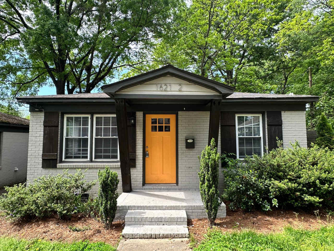 Adorable Two Bedroom Duplex in Belmont Community!