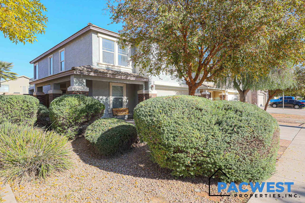 Welcome to your new home in Surprise!